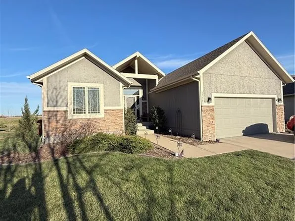 17743 S Laverty St, Olathe, KS 66062