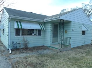 116 N Fairlawn Ave, Mundelein, IL 60060