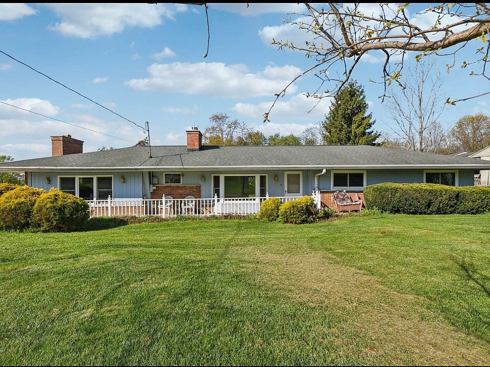 1st image of 3025 Brookwood Dr