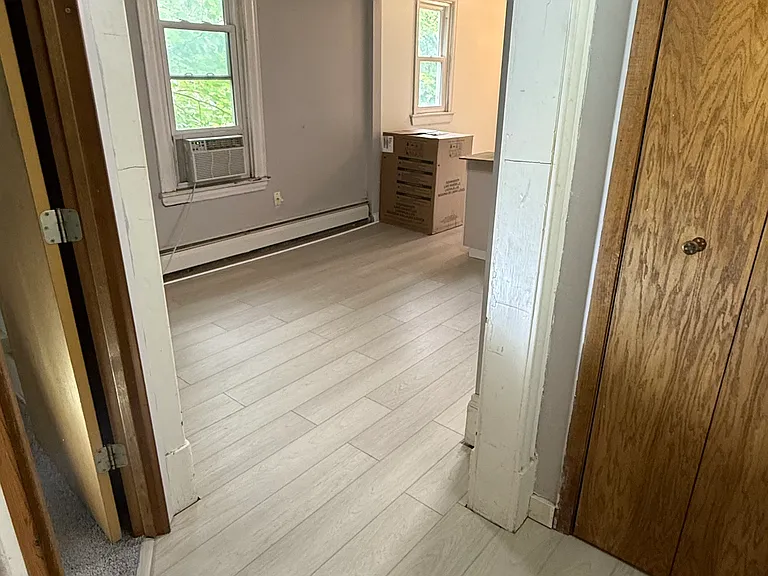 649 Erie St SE #2 — Photo 3
