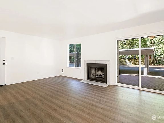 4th image of 4404 97th Ave W #2