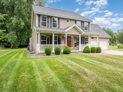 747 Hidden Rdg N, Midland, MI, 48640