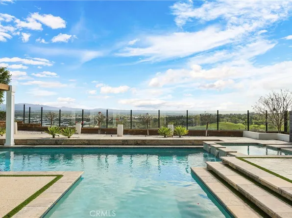 104 Scenic Crst, Irvine, CA 92618