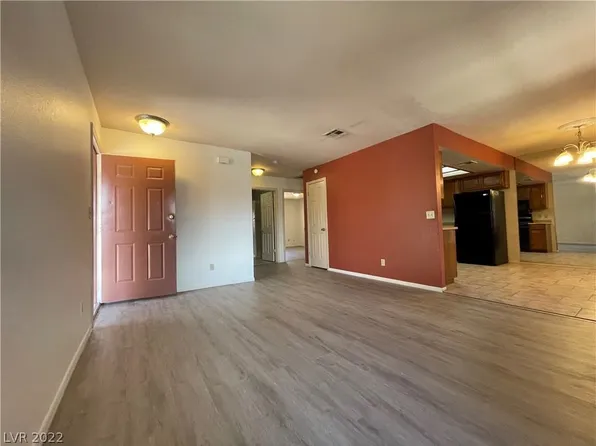 5576 W Rochelle Ave APT 6C, Las Vegas, NV 89103