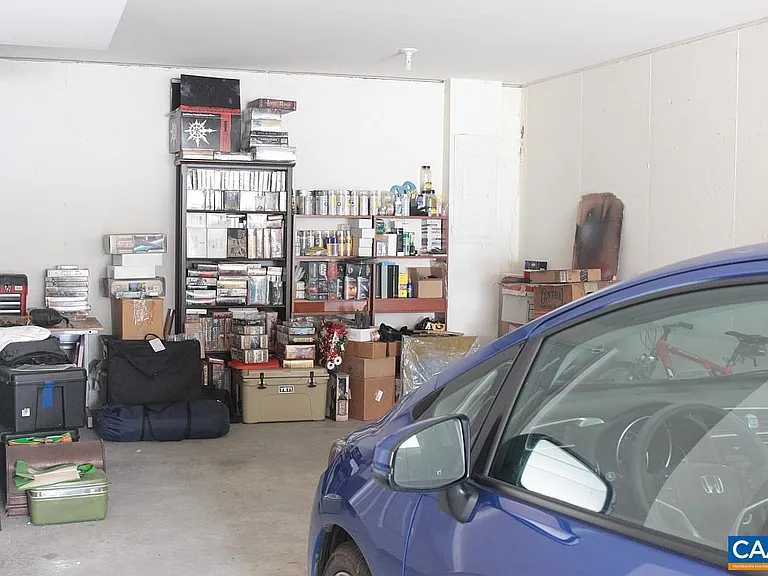 103 Longwood Dr #F — Photo 21