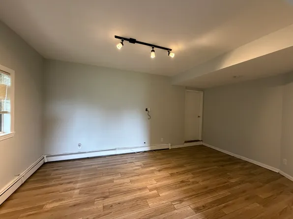 (undisclosed Address), Yonkers, NY 10704