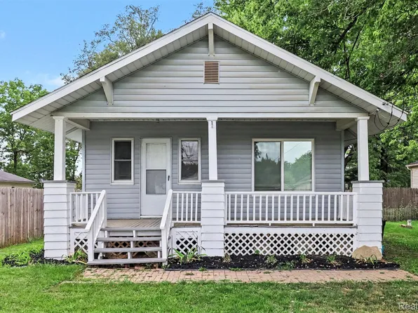 2200 S Term St, Burton, MI 48519