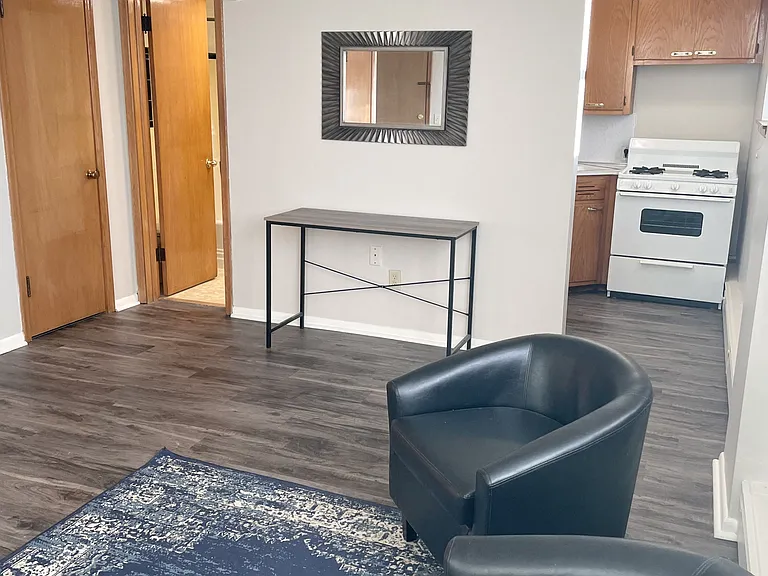 Dunlap Apartments — Photo 41