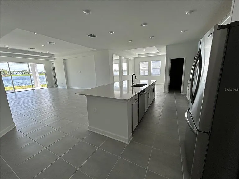 3008 Ella Way — Photo 7