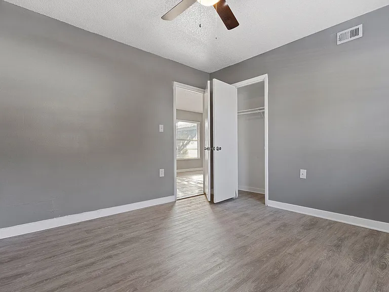 3764 S Rio Grande Ave — Photo 7