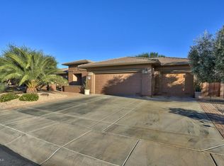 20009 N London Bridge Dr, Surprise, AZ 85387