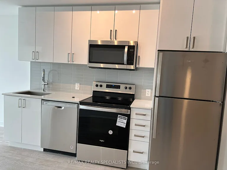 2782 Barton St E #702 — Photo 10