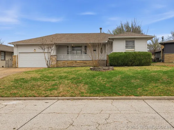 4635 E 37th Pl, Tulsa, OK 74135