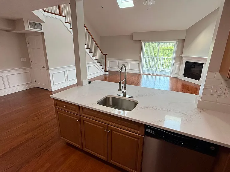 233 Magill Dr — Photo 3