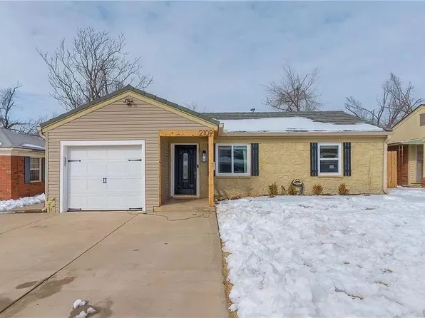 2109 Westchester Dr, The Village, OK 73120