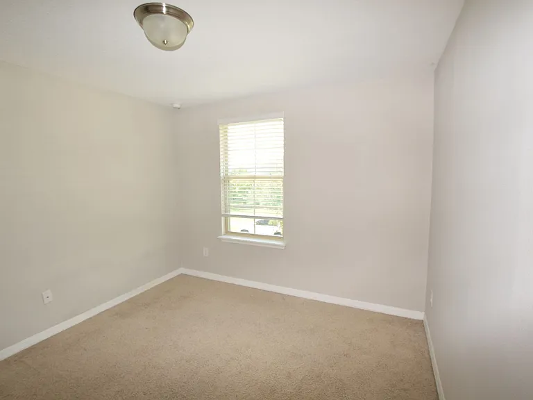 16097 Pebble Bluff Loop — Photo 20