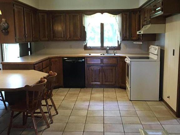4th image of 4915 E Peacock Hill Ln