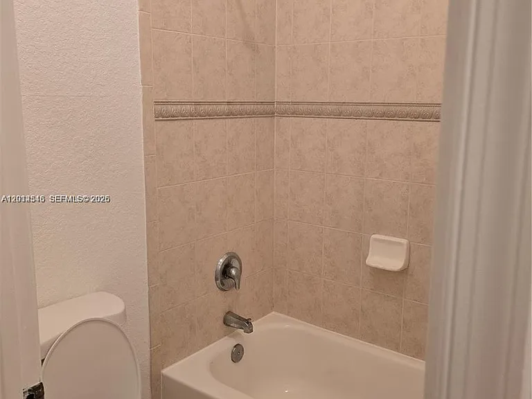 1304 N Santa Catalina Cir #1304 — Photo 4