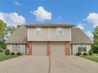 700 & 702 SW 36th St, Blue Springs, MO 64015