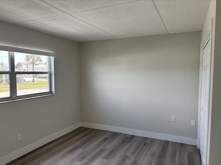 321 Johnson Ave — Photo 25