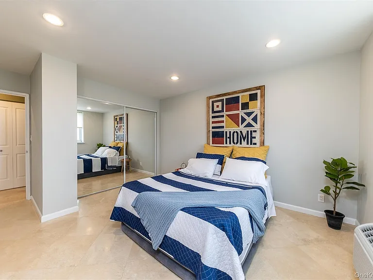 2 Richmond Rd #6N — Photo 8