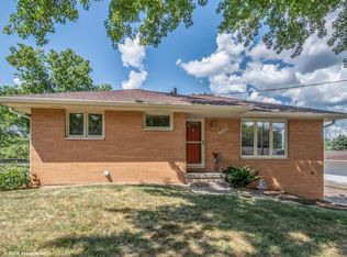 2539 Glennor Rd, Des Moines, IA 50310