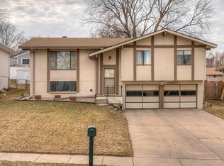 13877 V St, Omaha, NE 68137