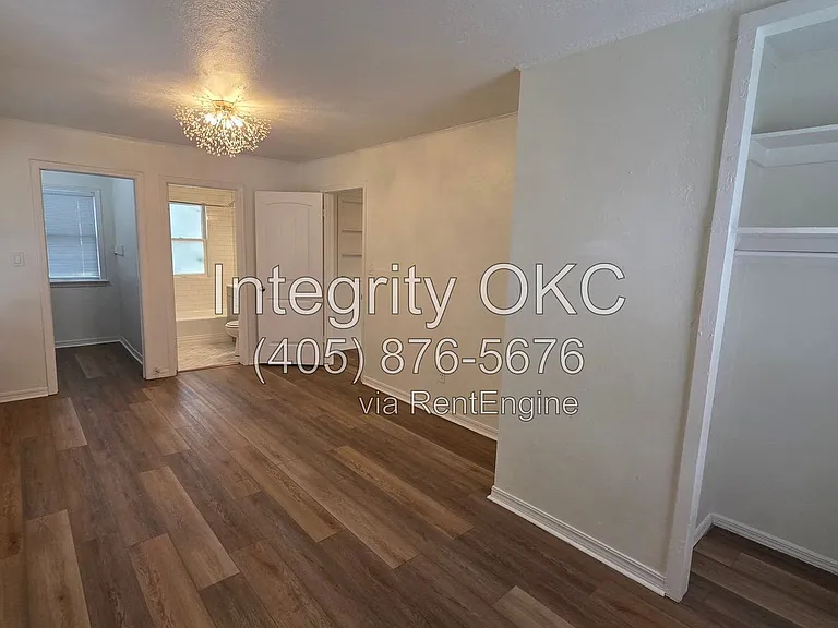 2816 N Walker Ave — Photo 8