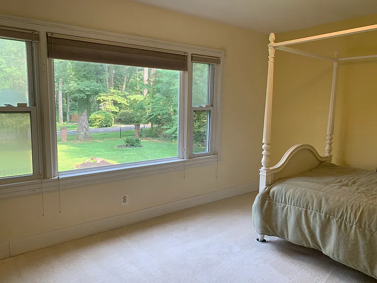 5124 Kenwood Dr — Photo 35