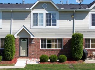 29720 Amy Ln, Chesterfield, MI 48047