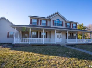 1317 Arlington Chase, Sherman, IL 62684