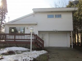 718 Gallagher St, Green Bay, WI 54303