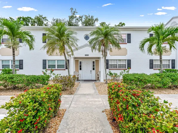 1514 Edgewater Cir APT 2, Fort Myers, FL 33919
