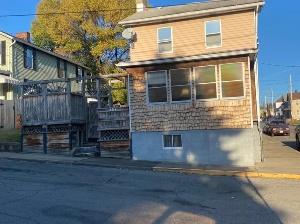 451 Oregon Ave, Rochester, PA 15074