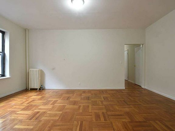 2nd image of 56 Bennett Ave APT 5K