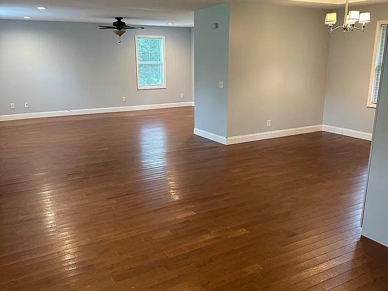 Living room / dining room