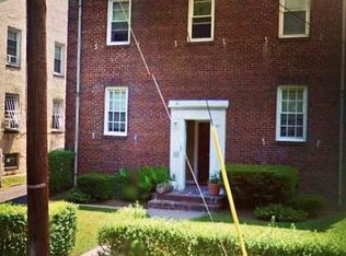 480-482 Fabyan Pl, Newark, NJ 07112