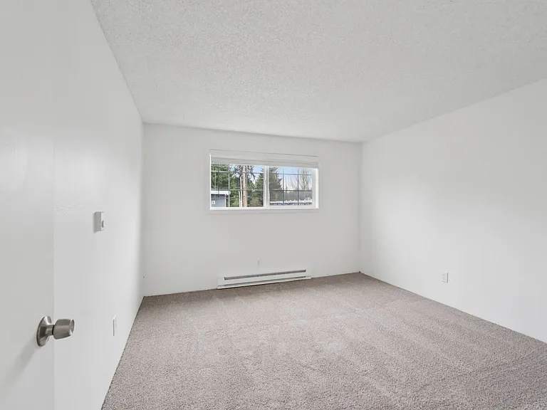 Heather Ridge Apartments — Photo 33