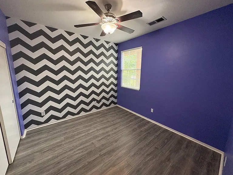 2133 N Denton St — Photo 18
