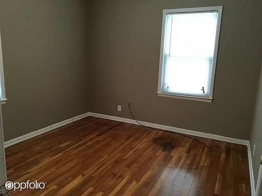 5th image of 1221 N Cottage Ave