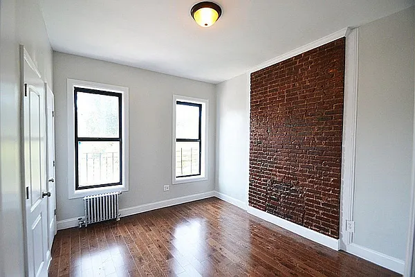 Rented by Bruma Realty LLC | media 12