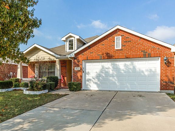 3rd image of 2820 Westover Dr