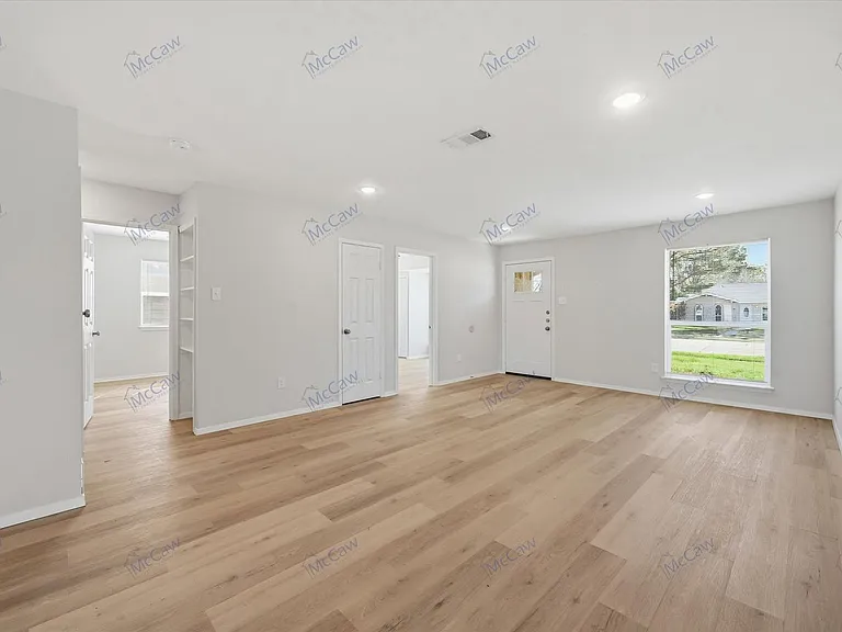 3833 Finley Rd — Photo 4