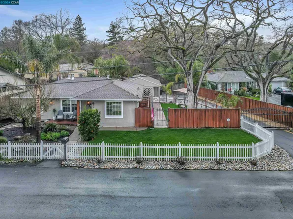 241 Oak Park Ln, Pleasant Hill, CA 94523