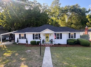 409 Thames St, Manning, SC 29102