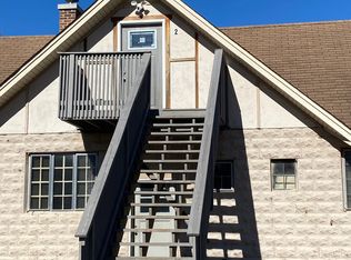 6N582 Illinois St #2, Saint Charles, IL 60174