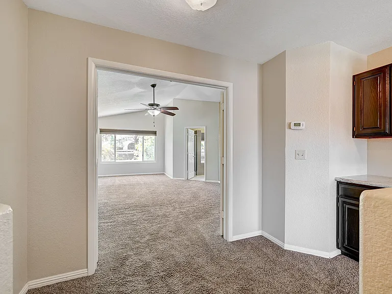 2733 Brookstone Ct — Photo 40
