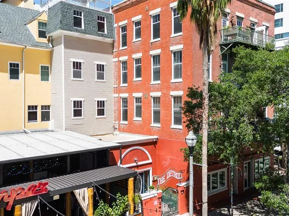 215 Central Ave APT 4F, Saint Petersburg, FL 33701