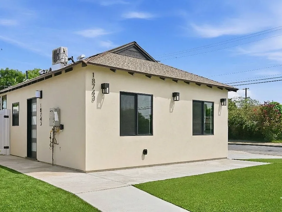 18743 Covello St