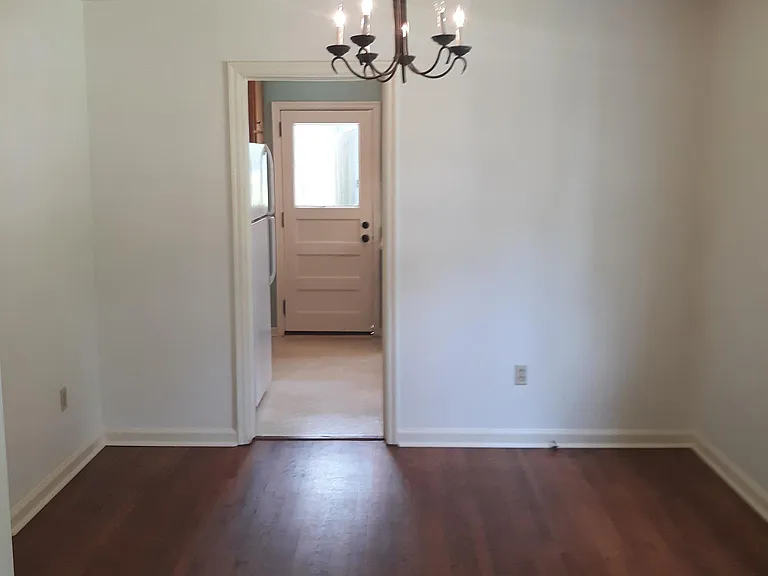 161 Holman Ave — Photo 6